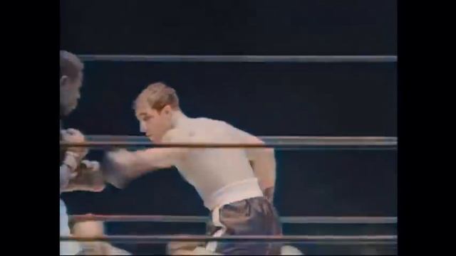 Rocky Marciano vs Ezzard Charles I (17.6.1954) - HD in Color смотреть онлайн