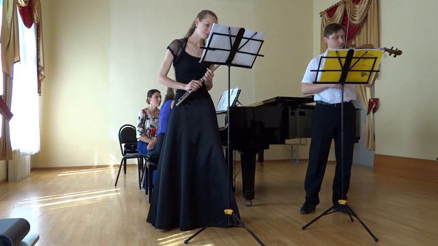 Bohuslav Martinu - Sonata For Flute, Violin And Piano