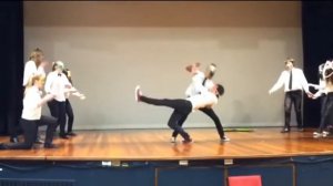 Танец на 1 апреля