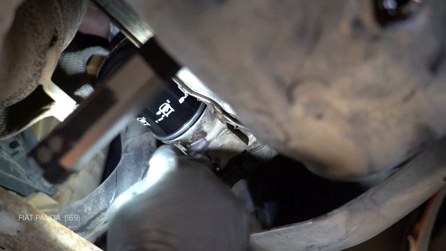 How to change oil filter and engine oil on FIAT PANDA (169) [TUTORIAL AUTODOC] смотреть онлайн