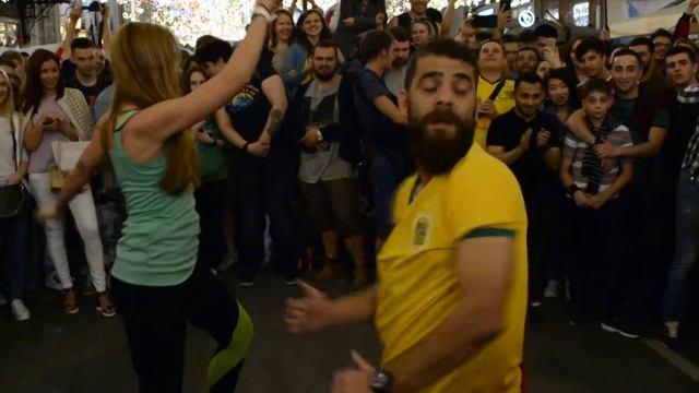 World Cup 2018: samba near Red Square in Moscow смотреть онлайн