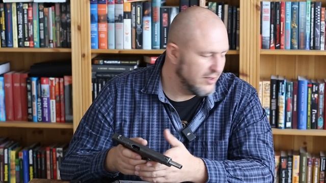 Коллекционер оружия: Вальтер, Маузер, Токарев, Макаров и все-все-все смотреть онлайн
