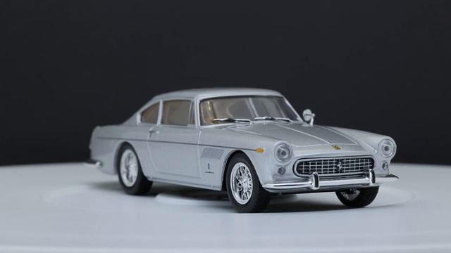 Ferrari 250 GTE 2+2 - 1:43 Scale - DieCast & Cars смотреть онлайн