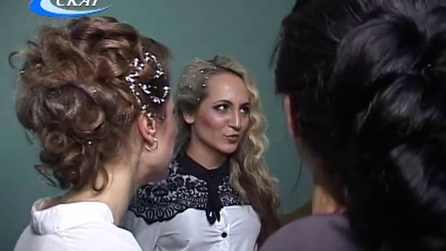 ВЕСЕННИЙ ПОКАЗ смотреть онлайн