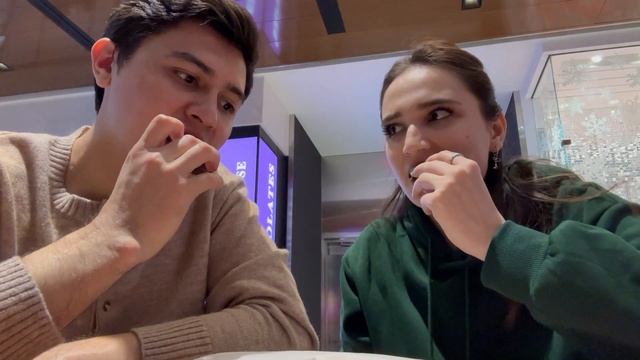 САМЫЙ КРАСИВЫЙ НОВОГОДНИЙ ТРЦ НЬЮ-ЙОРКА | МАГАЗИНЫ, ЦЕНЫ И ВПЕЧАТЛЕНИЯ смотреть онлайн