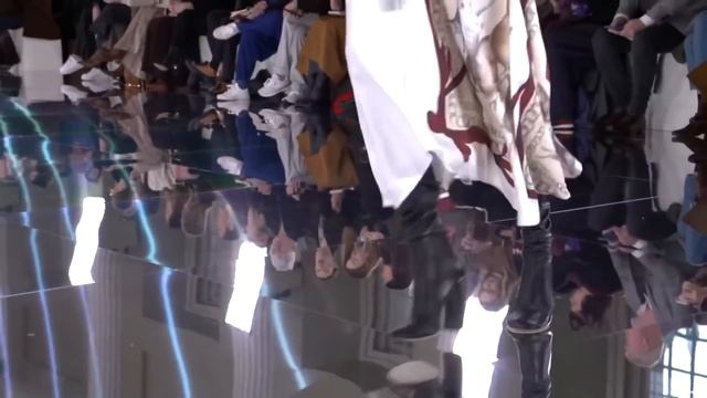 Victoria Beckham Fall/Winter 2020-2021 смотреть онлайн