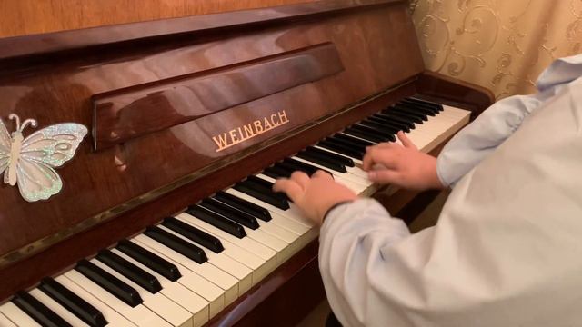 Milana. Гамма Соль мажор в параллельном движении в две октавы. смотреть онлайн