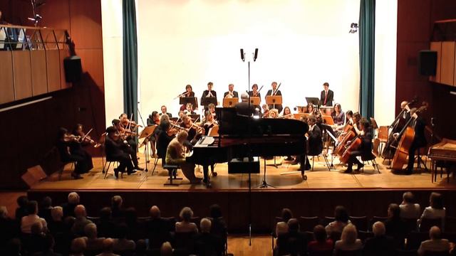 Mozart Concerto D Minor K466 Freiburger Mozart-Orchester, Michael Erren,Valentina Lisitsa смотреть онлайн