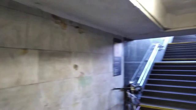 Павильон в переходе ст.м. "Олимпийская" смотреть онлайн