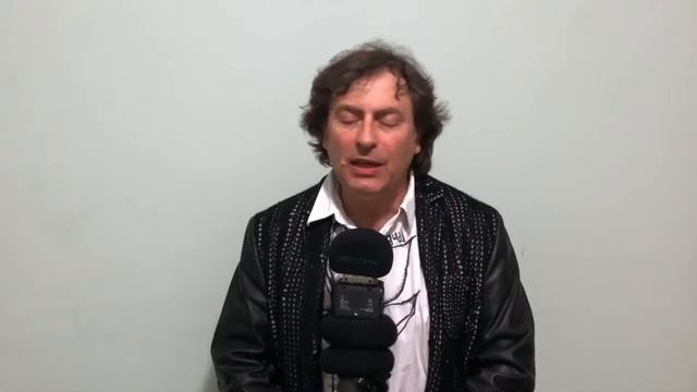 Стихотворение Цацкиса Валерия. Женщинам смотреть онлайн