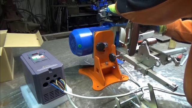 Гриндер Спутник. Ищем недостатки! смотреть онлайн