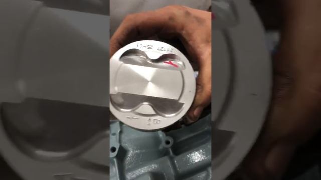 Как правильно ставить шатуны и поршня на приоре,,,мастер класс по зборке мотора смотреть онлайн