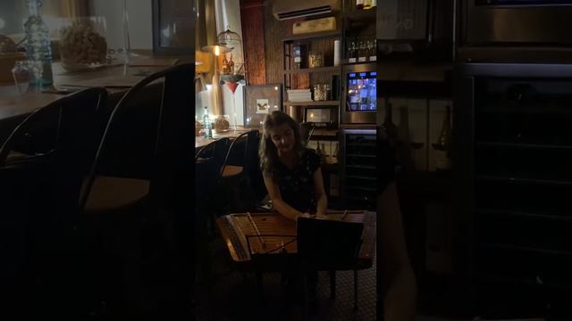 Музыка из фильма Амели на цимбалах смотреть онлайн