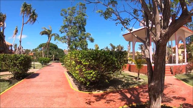 Cuba Vacation - Hotel Arenas Doradas смотреть онлайн