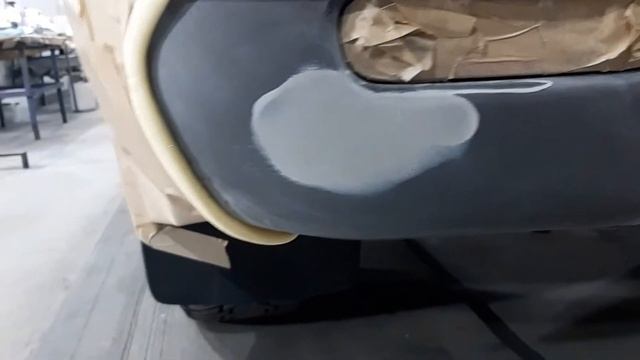 Ремонт задней двери Lexus LX470 и приводим в порядок внешний вид. смотреть онлайн