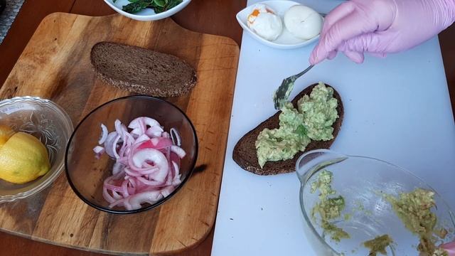 Бутерброд с авокадо! Быстрый и полезный перекус! Это просто, вкусно и полезно смотреть онлайн