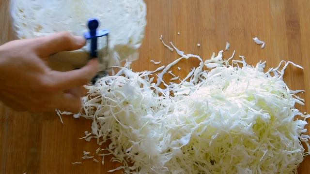 Make Shredding Cabbage Easy смотреть онлайн