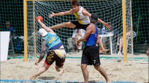 На Комсомольском пруду в Ставрополе прошел чемпионат России по пляжному гандболу