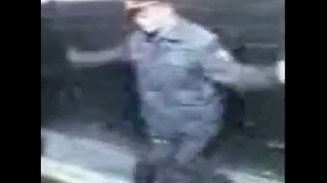 Мент танцует джигу смотреть онлайн