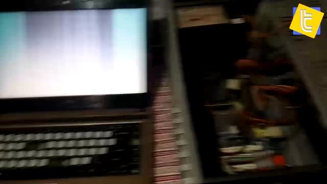 Белый монитор ноутбука ( РЕМОНТ ) | White laptop monitor (REPAIR ) смотреть онлайн