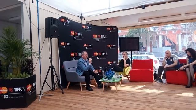 Dumitru Prunariu despre programul spațial românesc смотреть онлайн