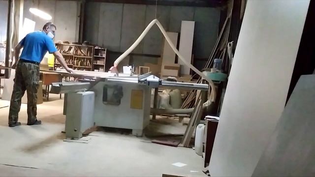 Как делают мебель? Часть 1-я. Раскрой и кромление. смотреть онлайн
