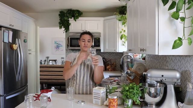 Water Bath Canning 101 | Easy Food Preservation смотреть онлайн