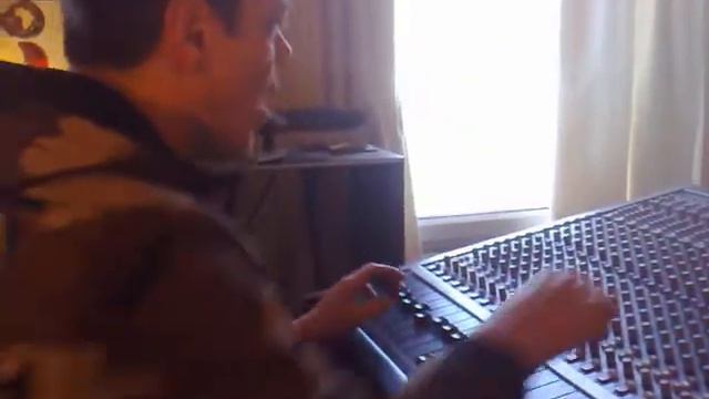 Africa Queen - B English - Echotone hifi @ Conscious Sounds смотреть онлайн