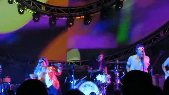 SCOOBY w/ Hayley LIVE - Zac Farro at Fox Theatre, Detroit смотреть онлайн