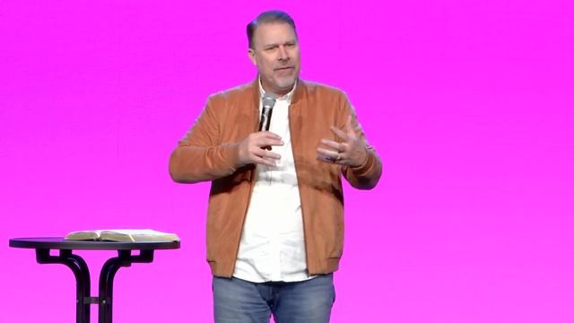 “Living Selfless in a Selfie World” • Pastor Doug Heisel • New Life Church смотреть онлайн