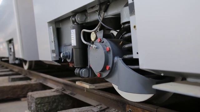 Поезд RVR для Новоафонской пещеры (Абхазия) смотреть онлайн