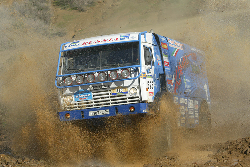 К 30-летию команды. 15 Золотых Дакаров «КАМАЗ-мастера». Год 2005-й смотреть онлайн