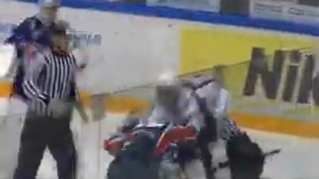 KHL. Sibir vs Dynamo Riga (Anisin&referee vs Petrovicky KO) смотреть онлайн