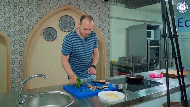 Форель в сливочно - горчичном соусе со шпинатом / Вкусно и быстро смотреть онлайн