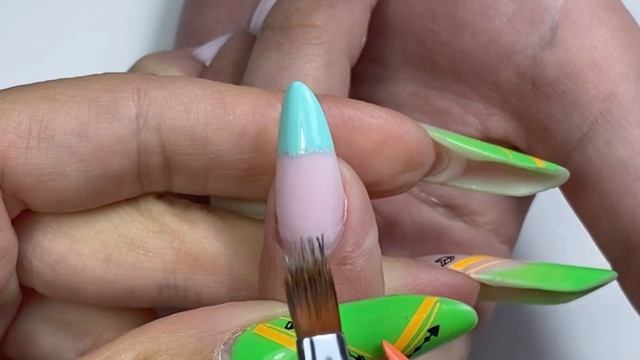 Растяжка цвета гель-лаком смотреть онлайн