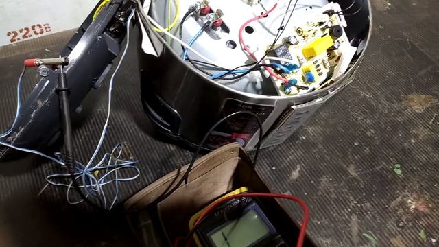 Мультиварка REDMOND RMC-M252 - проверка датчиков и термопредохранителей. смотреть онлайн