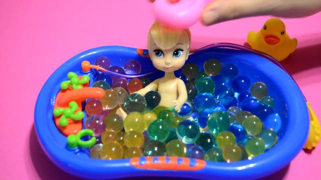 Фея Динь-динь в ванне орбиз. Learn Colors Orbeez Tinker Bell Doll Animators' Bath Time Finger Song. смотреть онлайн