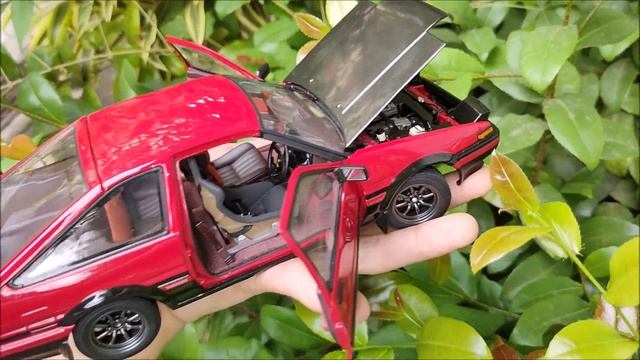 1:18 AUTOart Toyota Sprinter Trueno (AE86) Color RED смотреть онлайн