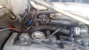 Почему дымит на холодную ?