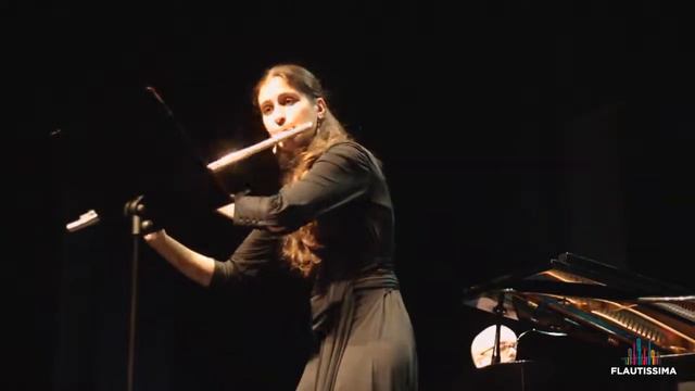 FLAUTISSIMA 2017 - Marta Femenía - Fantasía Octava смотреть онлайн