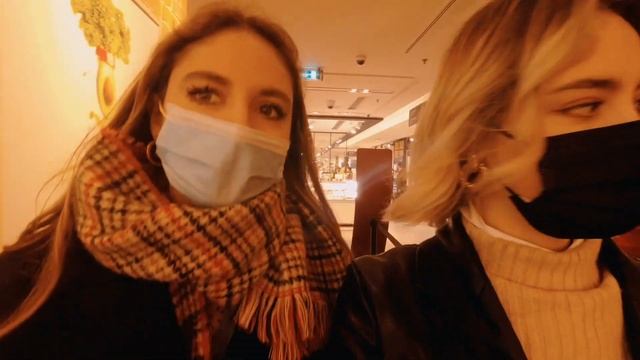 VLOG PARIS ӏ КАК НАБРАТЬ 300 ТЫС ПОДПИСЧИКОВ В ТИК ТОК ӏ СЪЕМКА В ПАРИЖСКОМ SHOWROOM смотреть онлайн