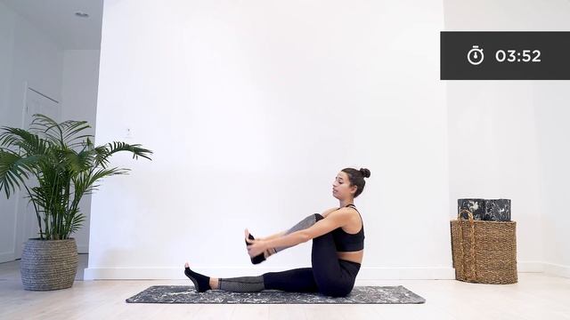 HAMSTRING WORKOUT - BEST hamstring STRETCHES AND EXERCISES with SAMIRA | SMSTRETCHING USA смотреть онлайн