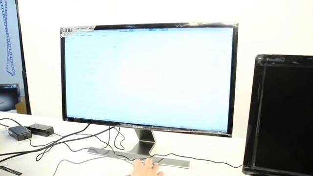 U28D590 UHD Monitor Review смотреть онлайн