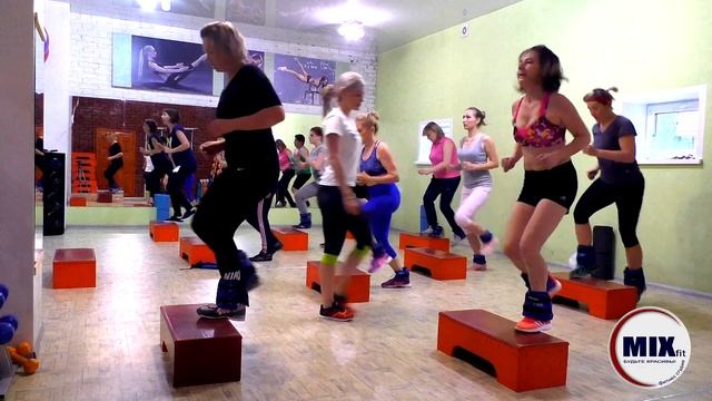 СИЛОВЫЕ ТРЕНИРОВКИ в домашних условиях! Бодискульпт. Фитнес студия MIXfit в Балашове смотреть онлайн