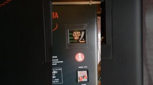 Стабилизатор напряжения ресанта СПН-13500. По акции в ситилинке за 16900р.