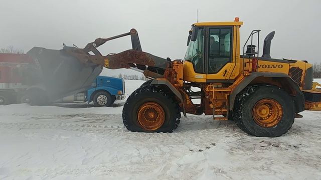 2008 VOLVO L120F For Sale