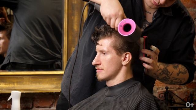 Техника стрижки Помпадур ®️REBEL l Укладка и советы от Даниила Квашнёва смотреть онлайн