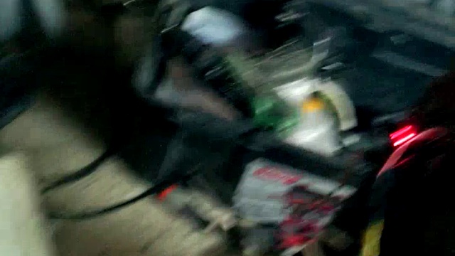 V41105-225457