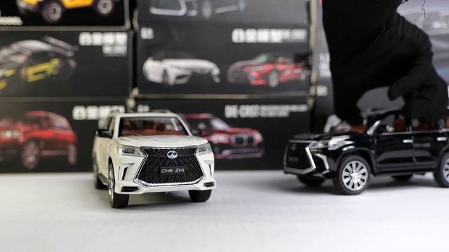 Open the box Diecast model Lexus LX570 1:24scale. #OpenTheBoxx #miniature #unboxing #diecast смотреть онлайн