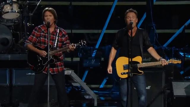 Bruce Springsteen w. John Fogerty - Pretty Woman - Madison Square Garden, NYC - 2009/10/29&30 смотреть онлайн